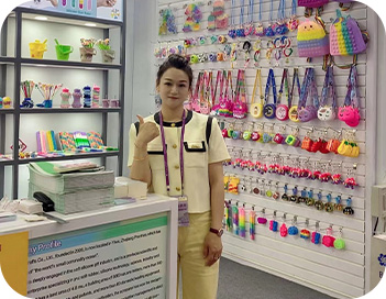 義烏岳発美術工芸有限公司